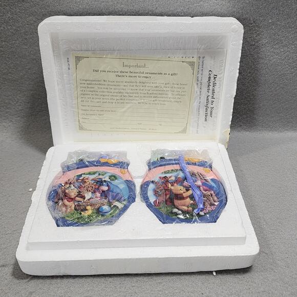 A WISH FOR FRIENDS & A TUB OF FUN Ornaments Fifth Pooh's Honeypot Adventures - Picture 7 of 9